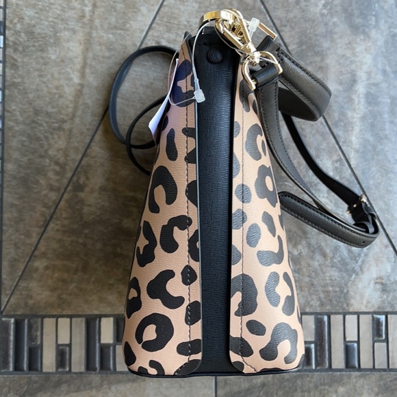 Kate Spade darcy graphic leopard small bucket - Picture 5 of 16